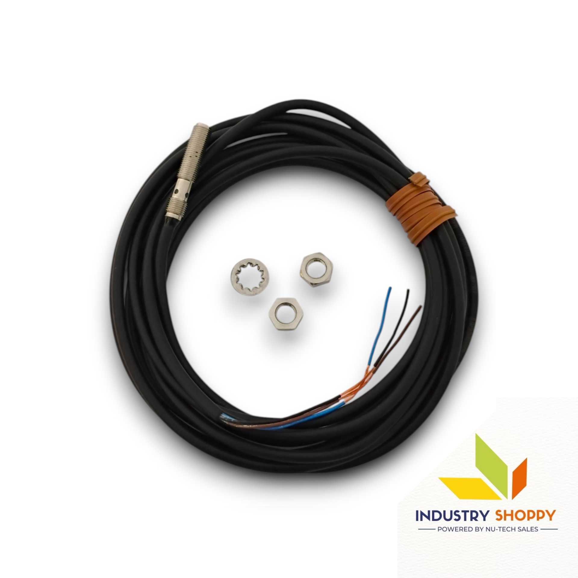 Omron E2E-S05S12-WC-B1 Proximity Sensor